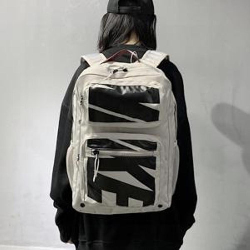 백팩