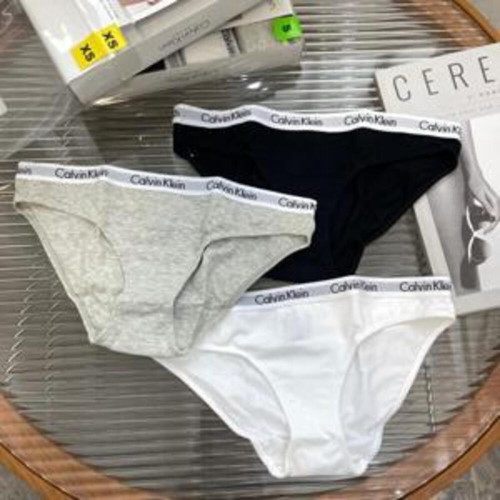 여성용 삼각팬티 세트